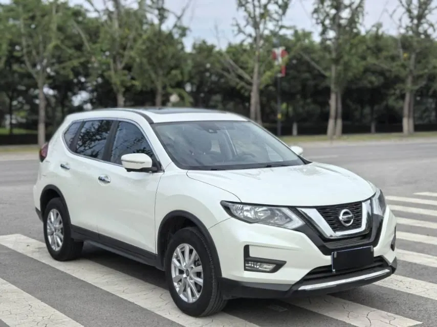 Nissan 2020 Qijun 2.0 Stepless XL ITS Two-Drive Comfort Edition Automatic Gear 3