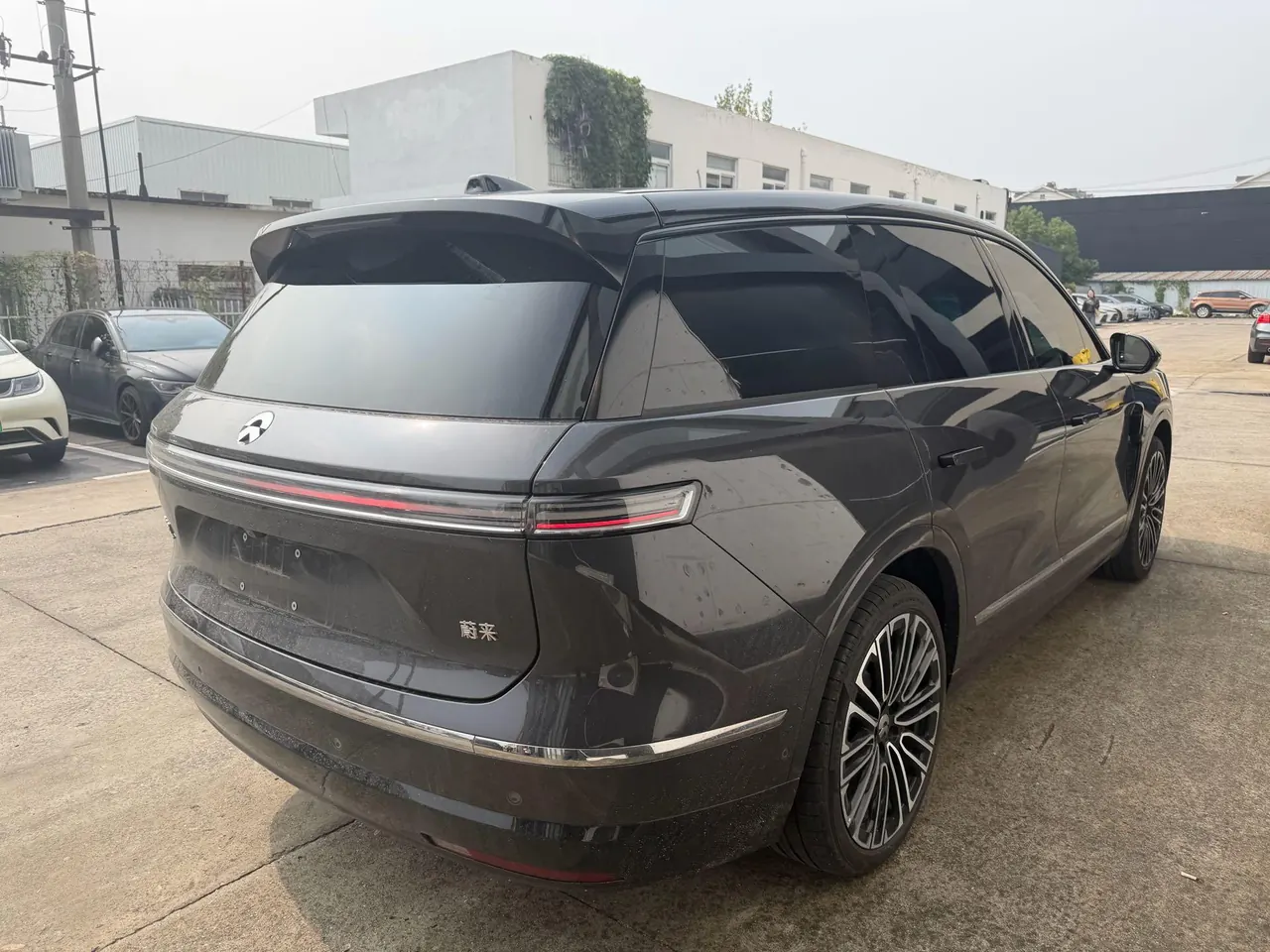 NIO 2026 ES8 6‑Seater Executive Signature Edition Automatic Transmission 10