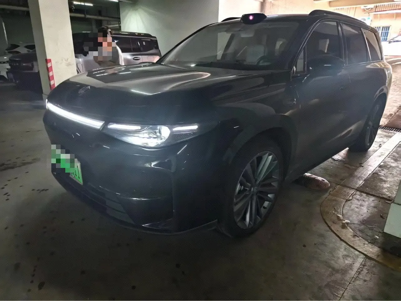 Leapmotor 2024 C 16 200 Smart Driving Edition Automatic Gear - View 1