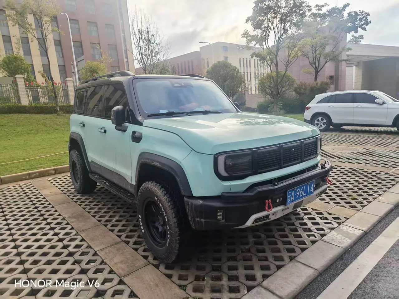 Beijing 2024 BJ40 2.0D Blade Hero Edition Crossing Automatic Gear 3