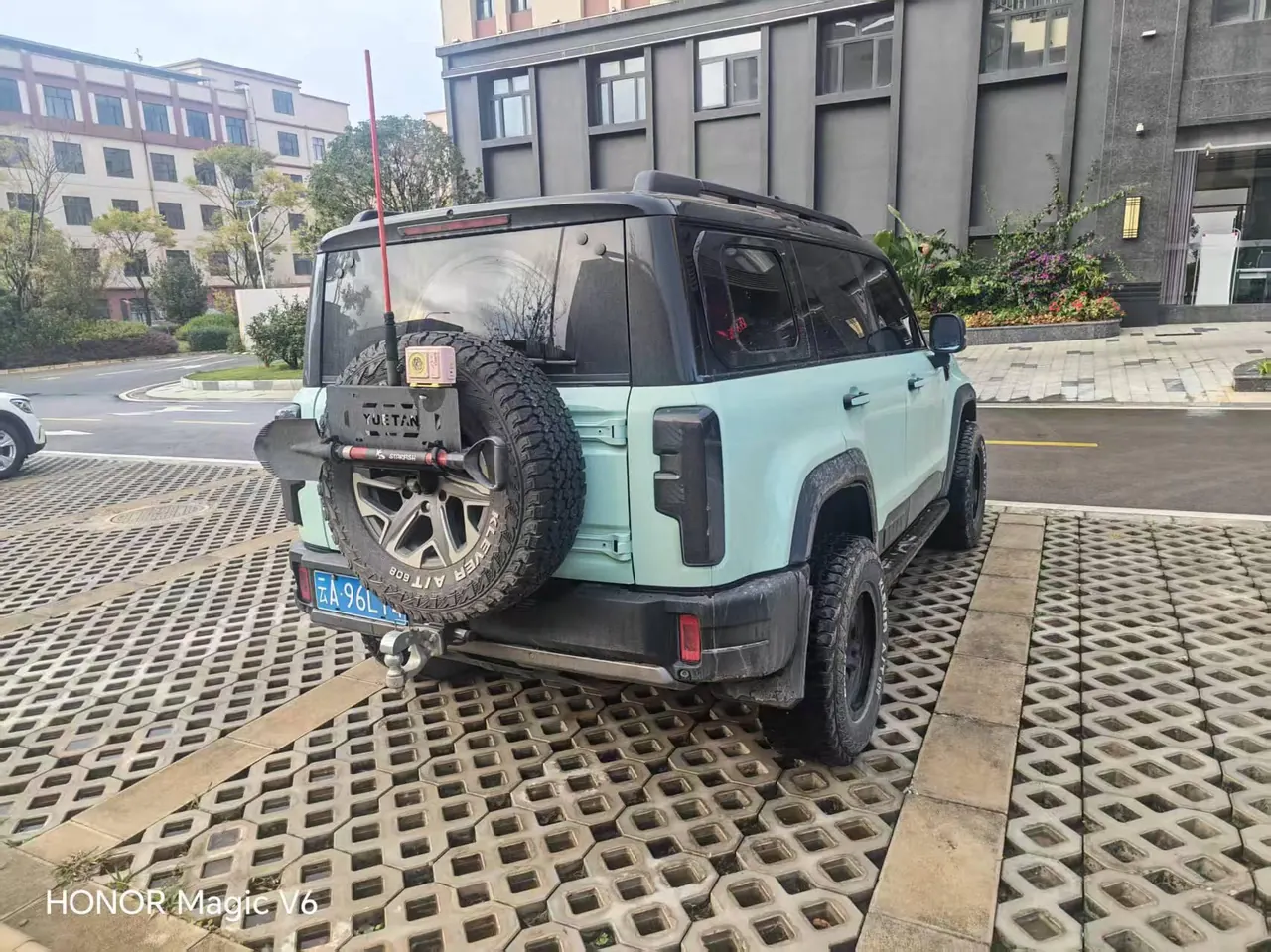 Beijing 2024 BJ40 2.0D Blade Hero Edition Crossing Automatic Gear 8