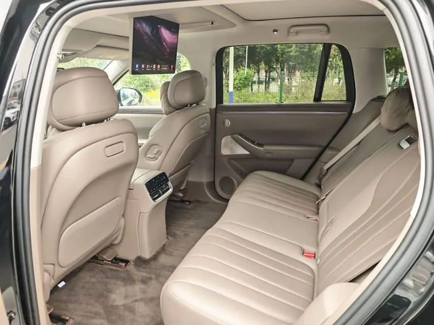 AITO 2026 AITO M7 extended range Ultra 4-wheel drive version 5 (192-line laser Radar) automatic gear 6