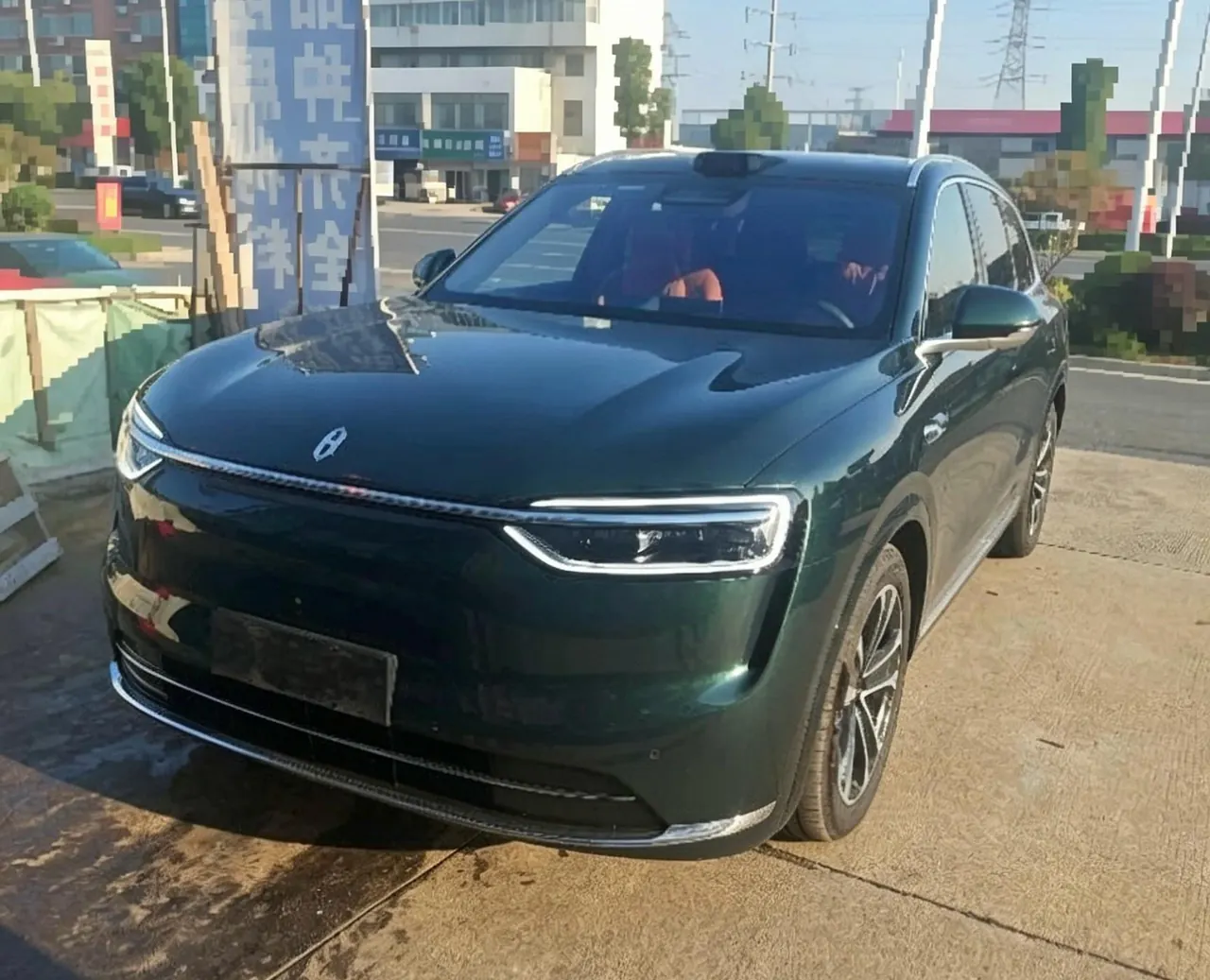 AITO 2026 AITO M7 extended range Max 4-wheel drive version 6 seats (192-line laser Radar) automatic gear - View 1