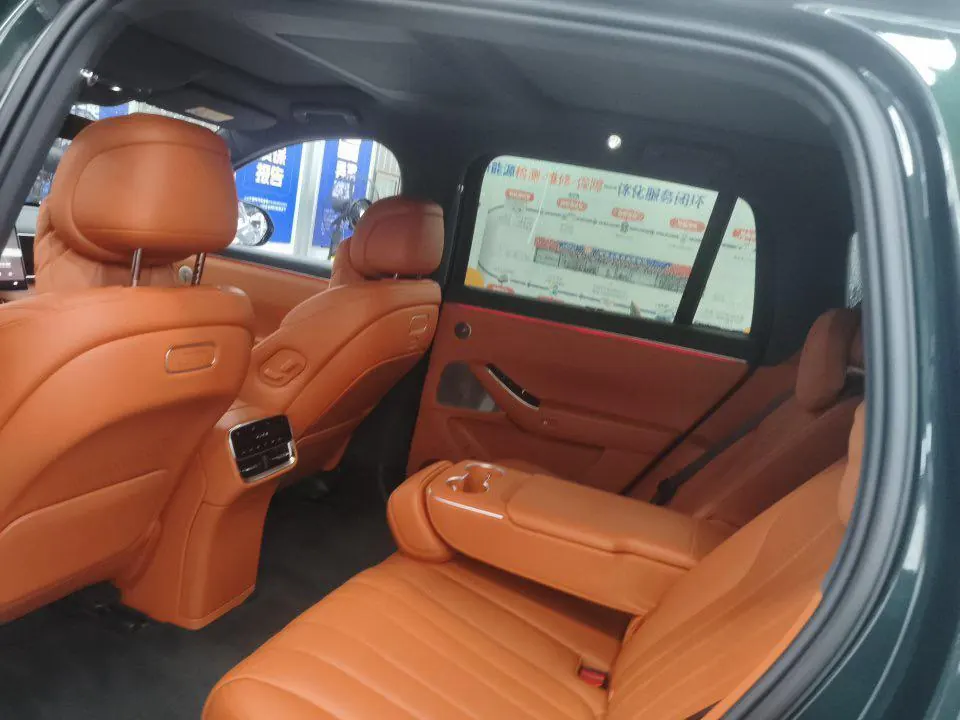 AITO 2026 AITO M7 extended range Max 4-wheel drive version 6 seats (192-line laser Radar) automatic gear 7