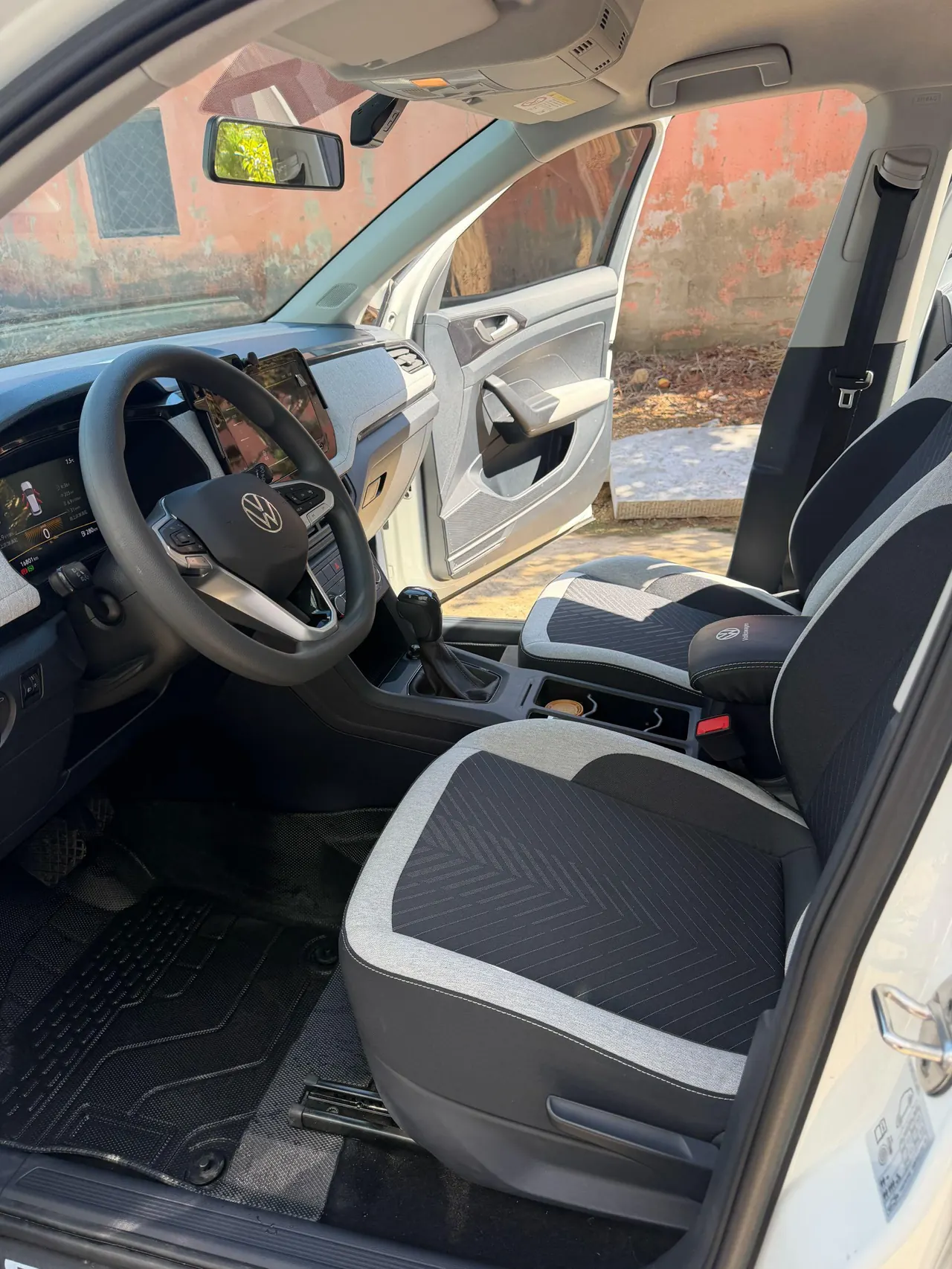 Volkswagen 2025 Tuyue Xinrui 1.5 Ruijin Edition Automatic Gear 6