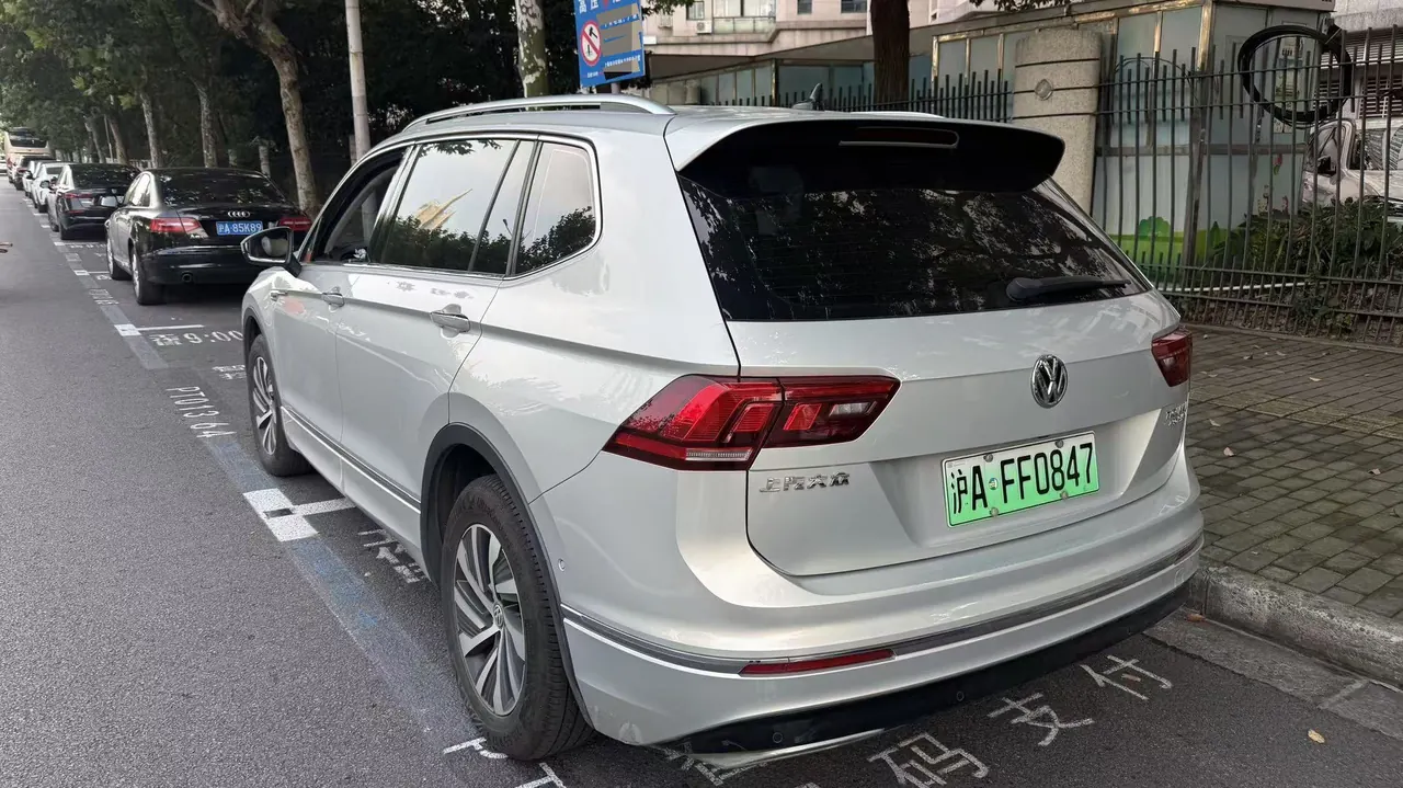 Volkswagen Tiguan L New Energy 2020 Tiguan L PHEV 1.4T 430 Premium Edition Automatic Gear 6