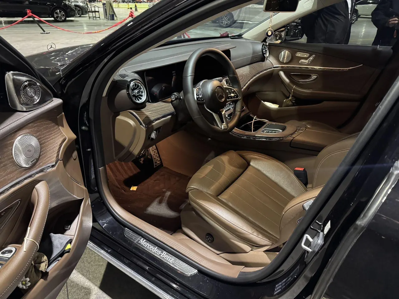 Mercedes Benz E Class 2020 E 260 L 48V 1.5T (modified) automatic gear 4