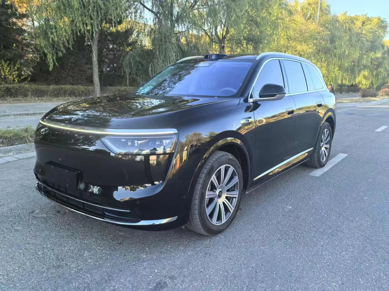 AITO 2025 AITO M8 Max 53.4kWh 5-seat automatic gear - View 1