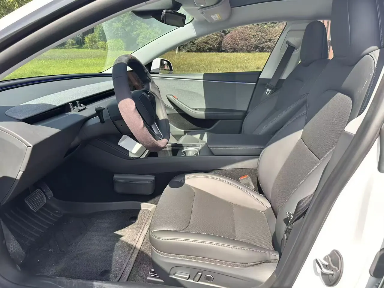 Tesla 2026 Model 3 rear-wheel drive version of automatic transmission 6