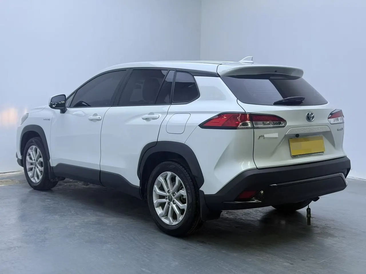 Toyota 2023 Fenglanda Shuangqing 2.0 Stepless Intelligent Electric Hybrid Leading Edition Automatic Gear 9
