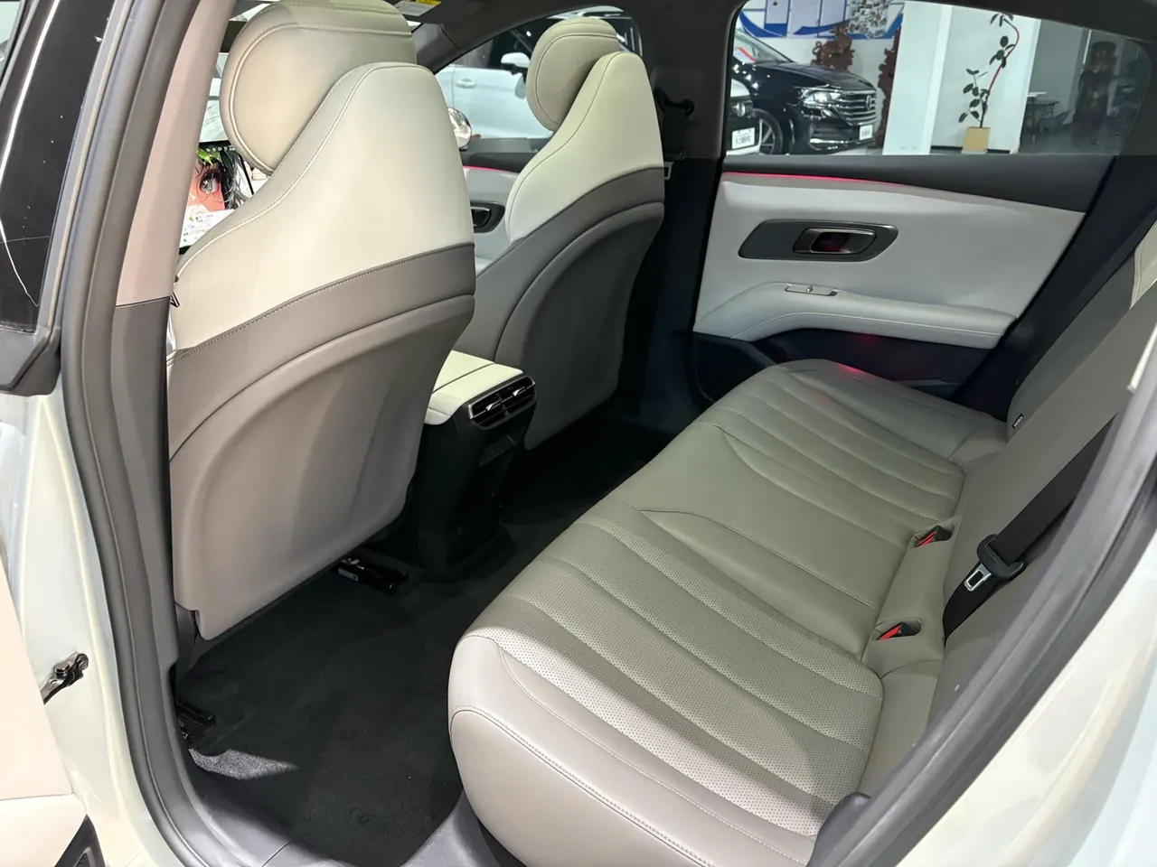 ChangAn Deepal 2026 L 06 560Ultra Laser Edition Automatic Gear 4