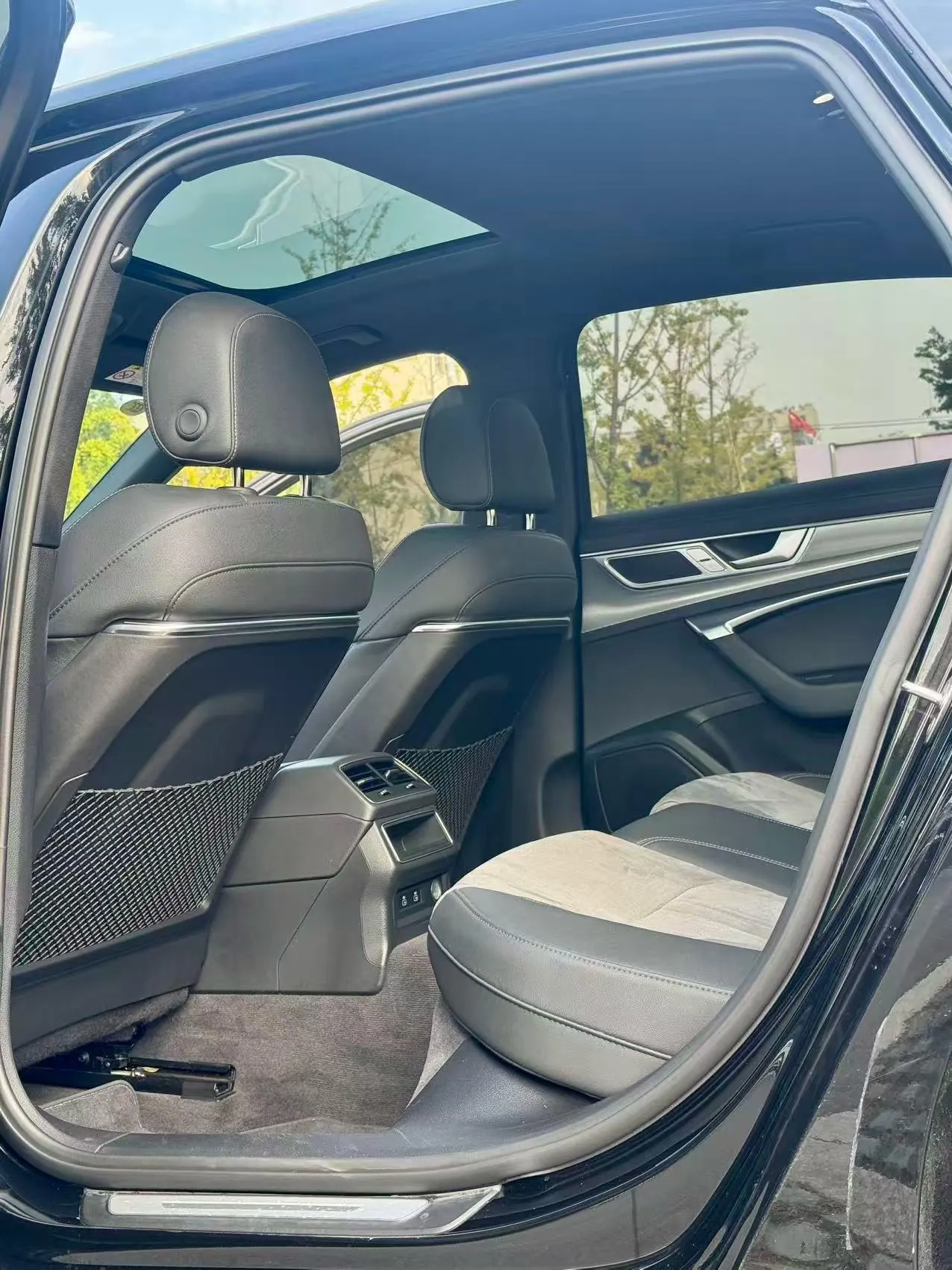 Audi 2024 A6L 2.0TFSI 40TFSI Deluxe Dynamic Automatic 7