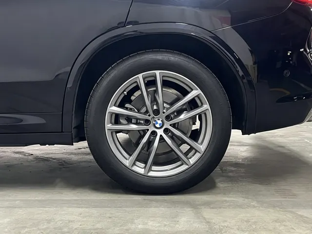 BMW 2020 X3 xDrive25i 2.0T M sports suit automatic gear 14