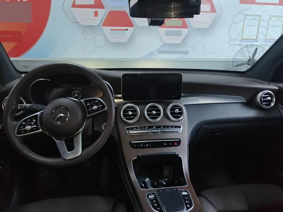 Mercedes Benz 2020 GLC 300 L 4MATIC 2.0T Luxury Automatic 3
