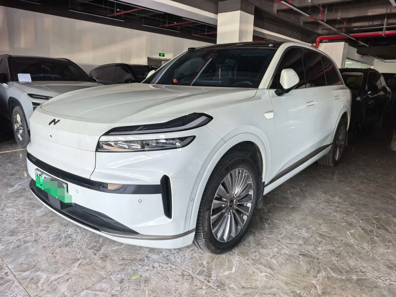 ONVO 2025 L90 Max six-seat automatic gear - View 1