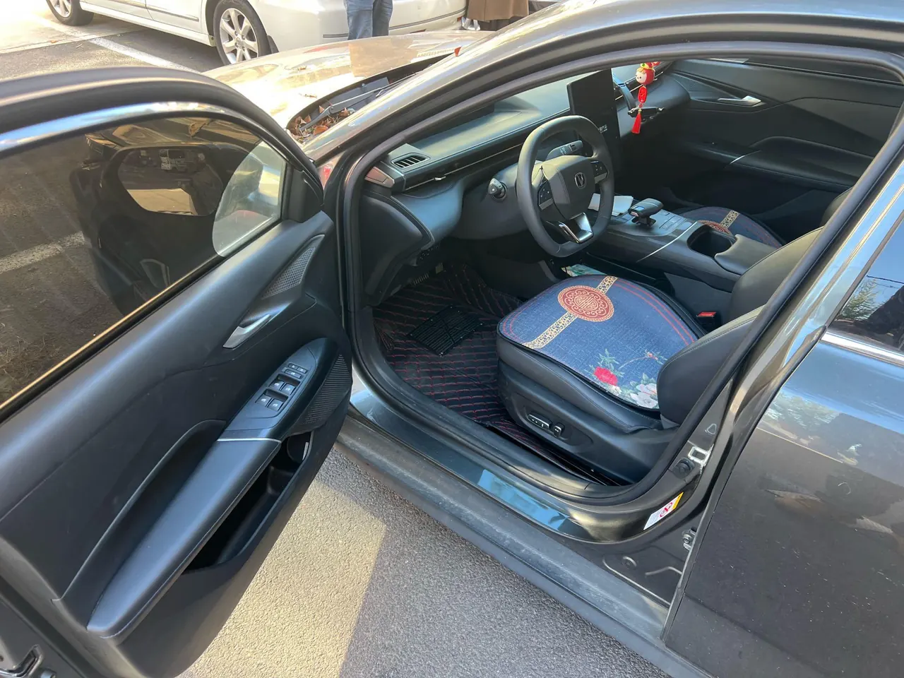 ChangAn 2024 Yidong 1.5TGDI Flagship Automatic Gear 7