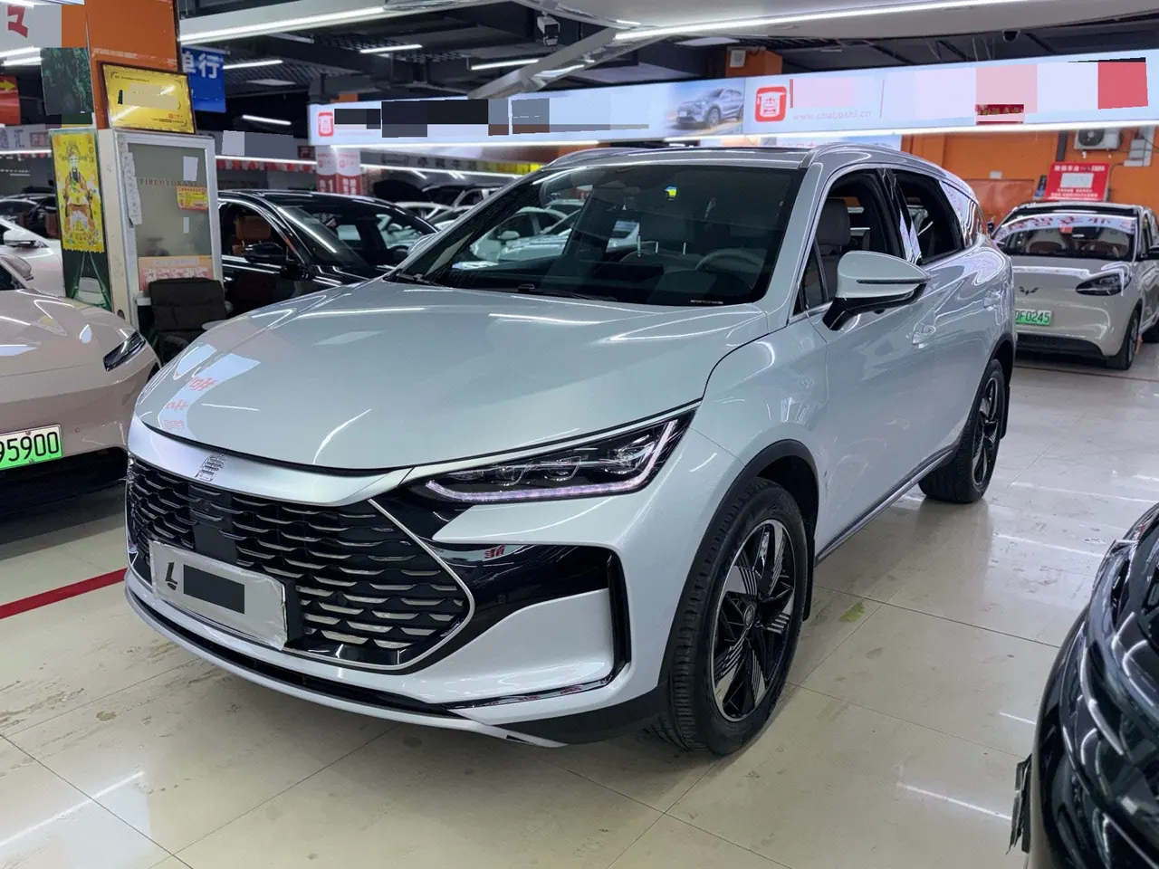 BYD Tang New Energy 2024 Tang DM-i 1.5T Stepless Glory Edition 112KM Honorable Automatic Gear - View 1