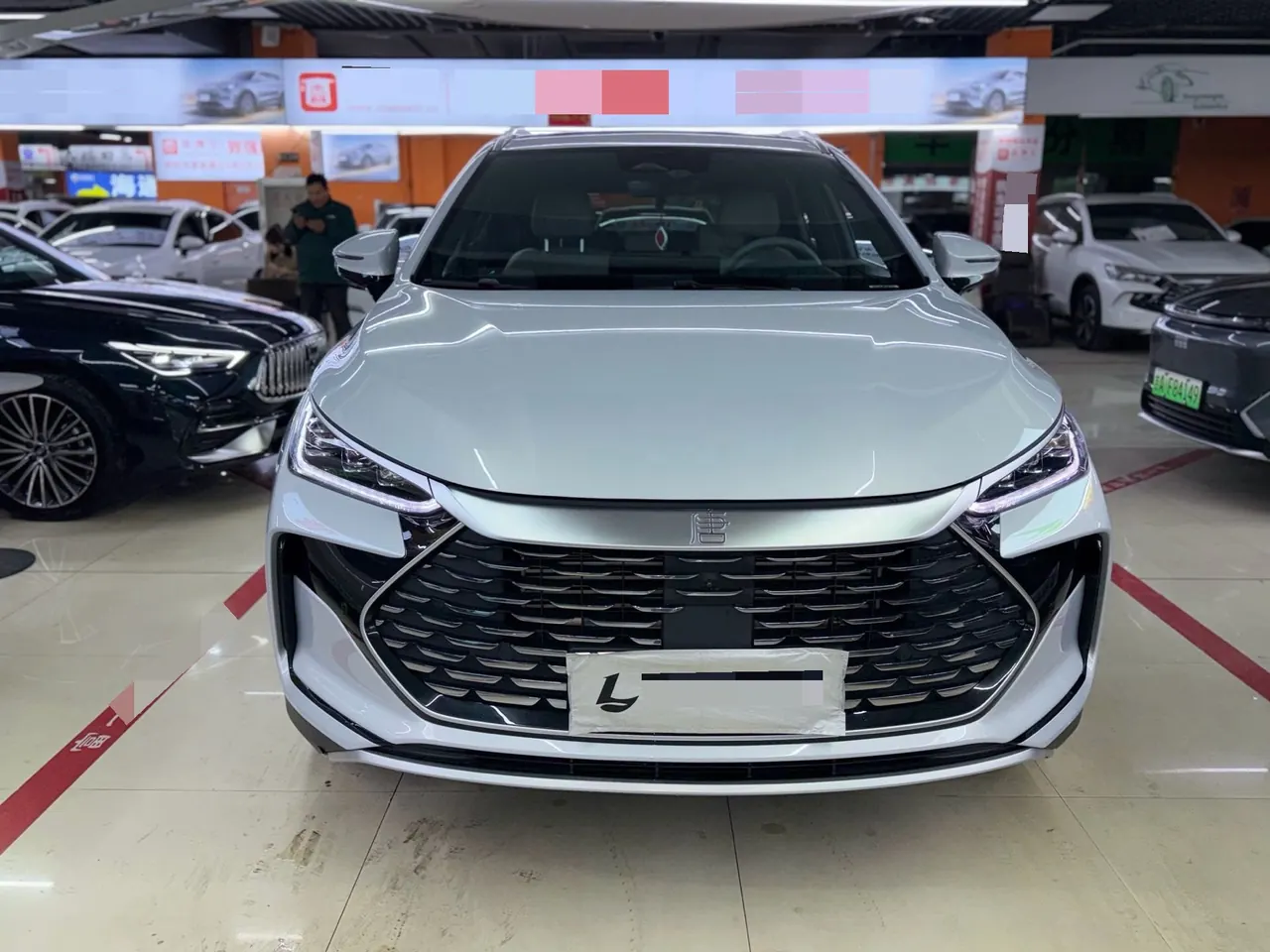 BYD Tang New Energy 2024 Tang DM-i 1.5T Stepless Glory Edition 112KM Honorable Automatic Gear 2