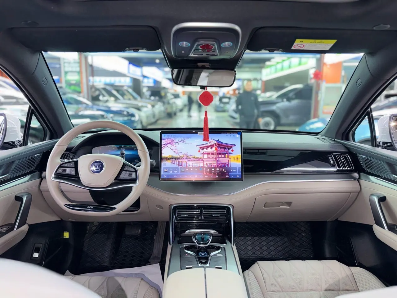 BYD Tang New Energy 2024 Tang DM-i 1.5T Stepless Glory Edition 112KM Honorable Automatic Gear 9