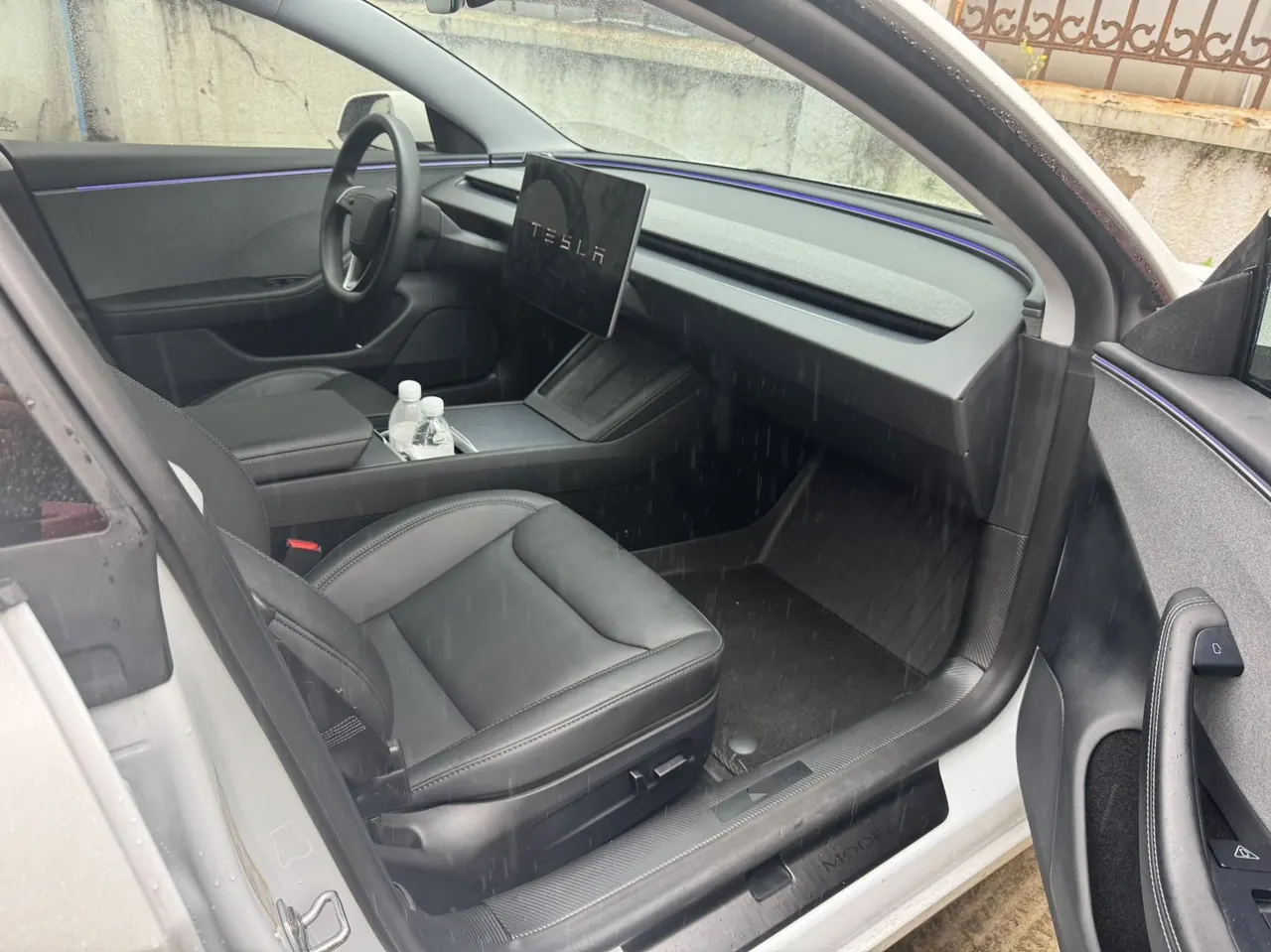 Tesla 2025 Model 3 rear-wheel drive version of automatic transmission 7