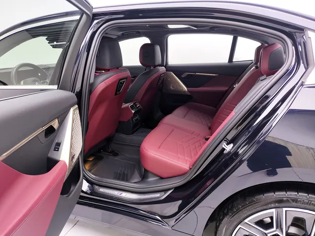 BMW 5 series 2025 530Li 48V 2.0T exclusive m sports suit automatic gear 15