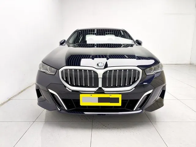 BMW 5 series 2025 530Li 48V 2.0T exclusive m sports suit automatic gear 2