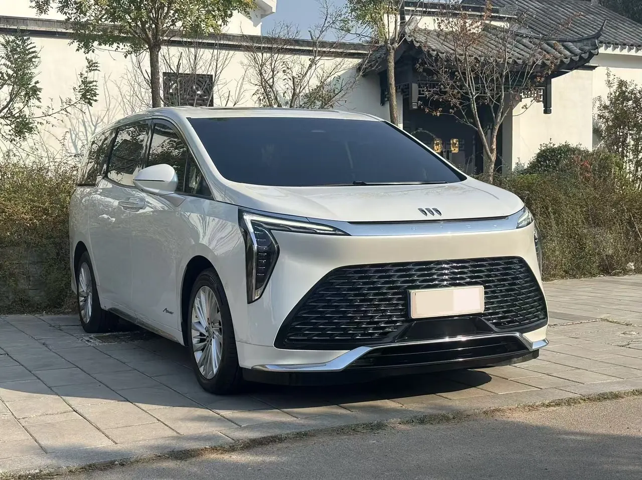 Buick 2023 Century 48V 2.0T Yunshi Edition 6-seat Automatic Gear 3