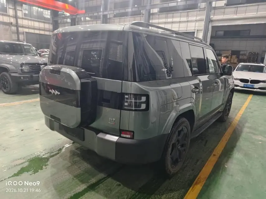 FangChengBao 2025 titanium 7 1.5T stepless 190KM four-wheel drive Ultra version of automatic gear 3