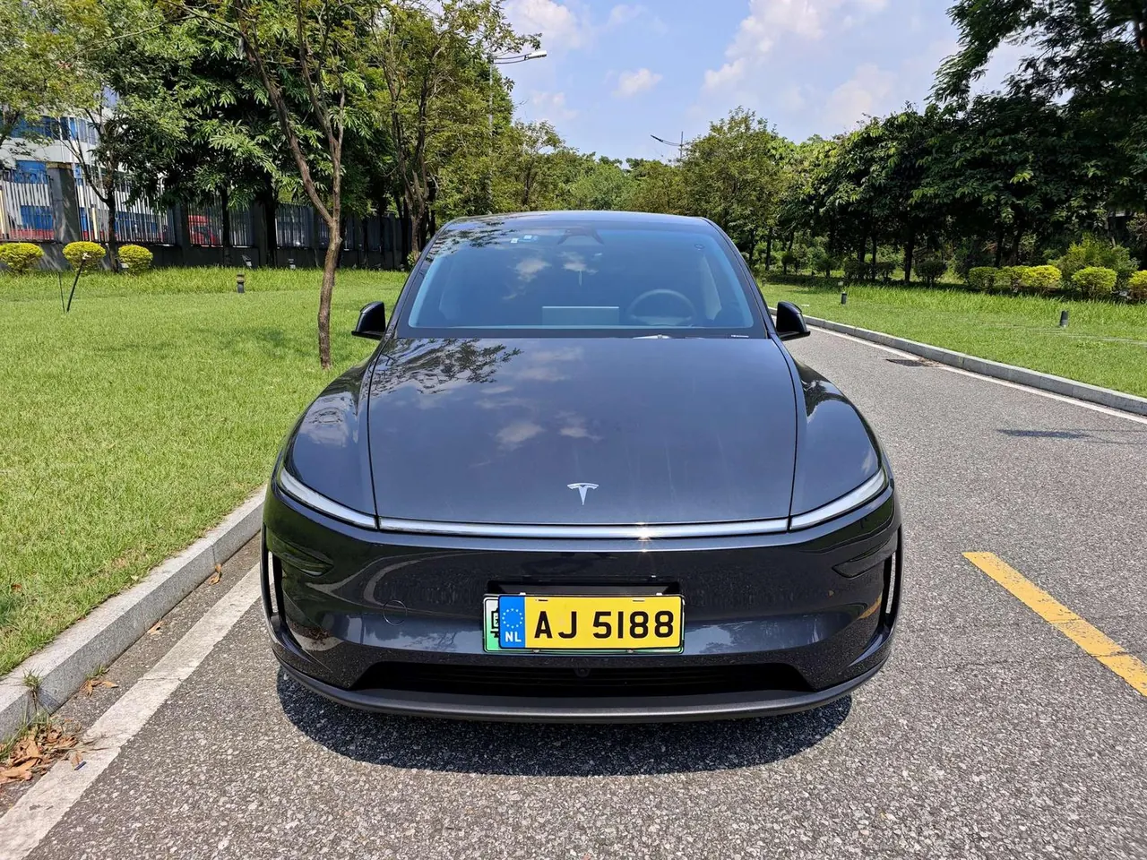 Tesla 2025 Model Y Rear Wheel Drive First Edition Automatic Transmission 2