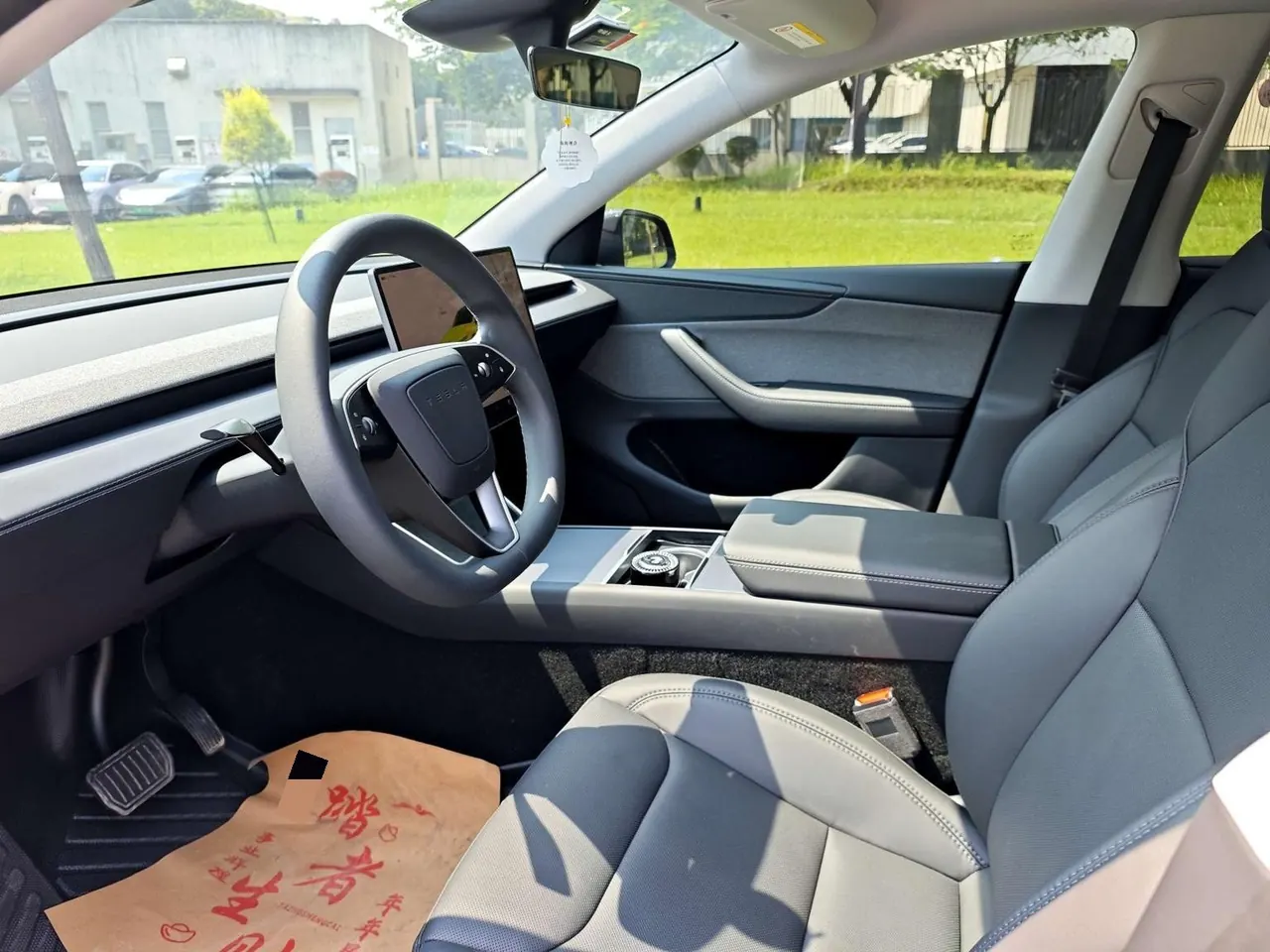 Tesla 2025 Model Y Rear Wheel Drive First Edition Automatic Transmission 8