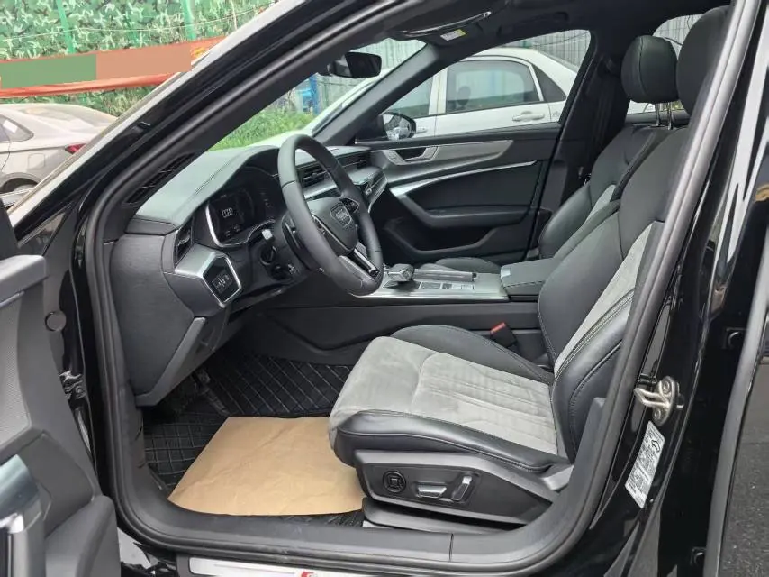 Audi 2024 A6L 2.0TFSI 40TFSI Deluxe Dynamic Automatic 2