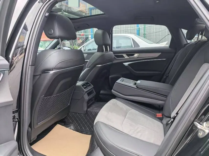 Audi 2024 A6L 2.0TFSI 40TFSI Deluxe Dynamic Automatic 3
