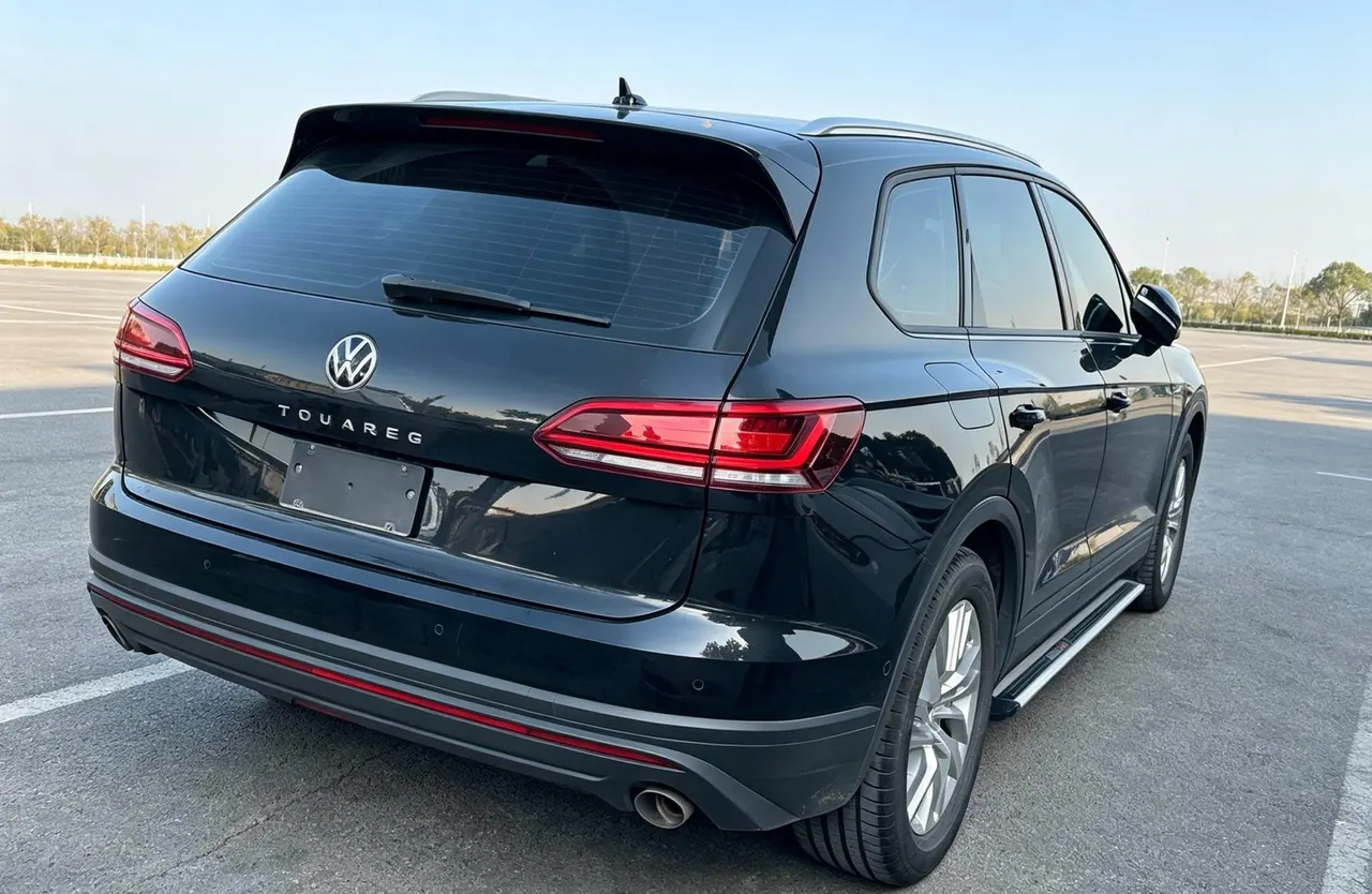 Volkswagen Touareg (Imported) 2022 Touareg 2.0TSI Sharp Edition Automatic Gear 3