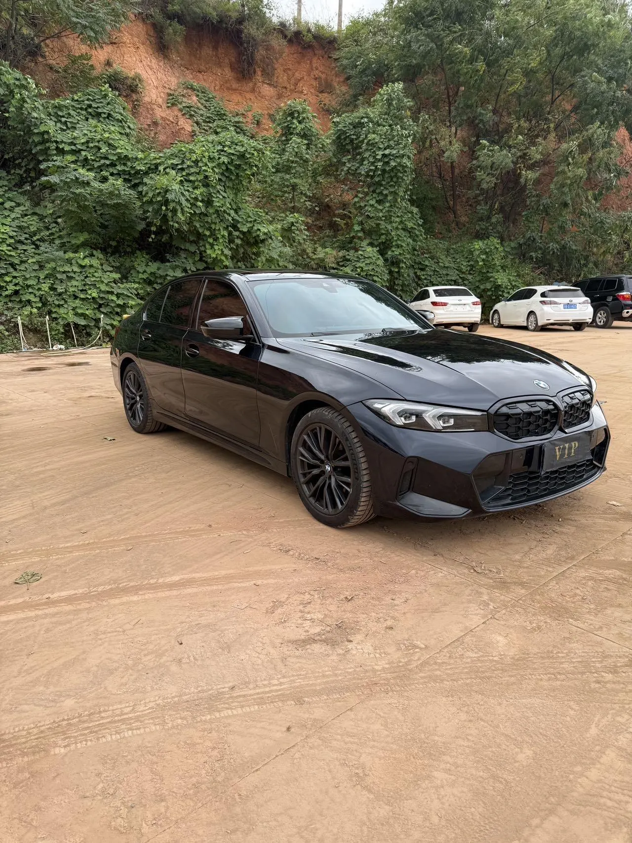 BMW 3 Series 2023 325i 2.0T M Sports Obsidian Night Suit Automatic Gear 3