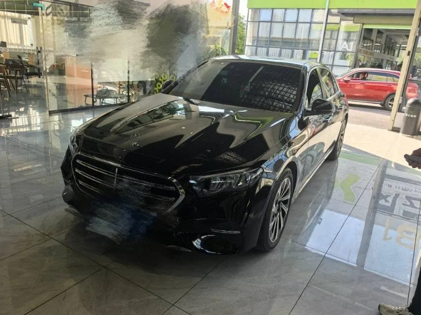 Mercedes Benz E Class 2024 E 300 L 48V 2.0T Luxury Automatic Gear - View 1