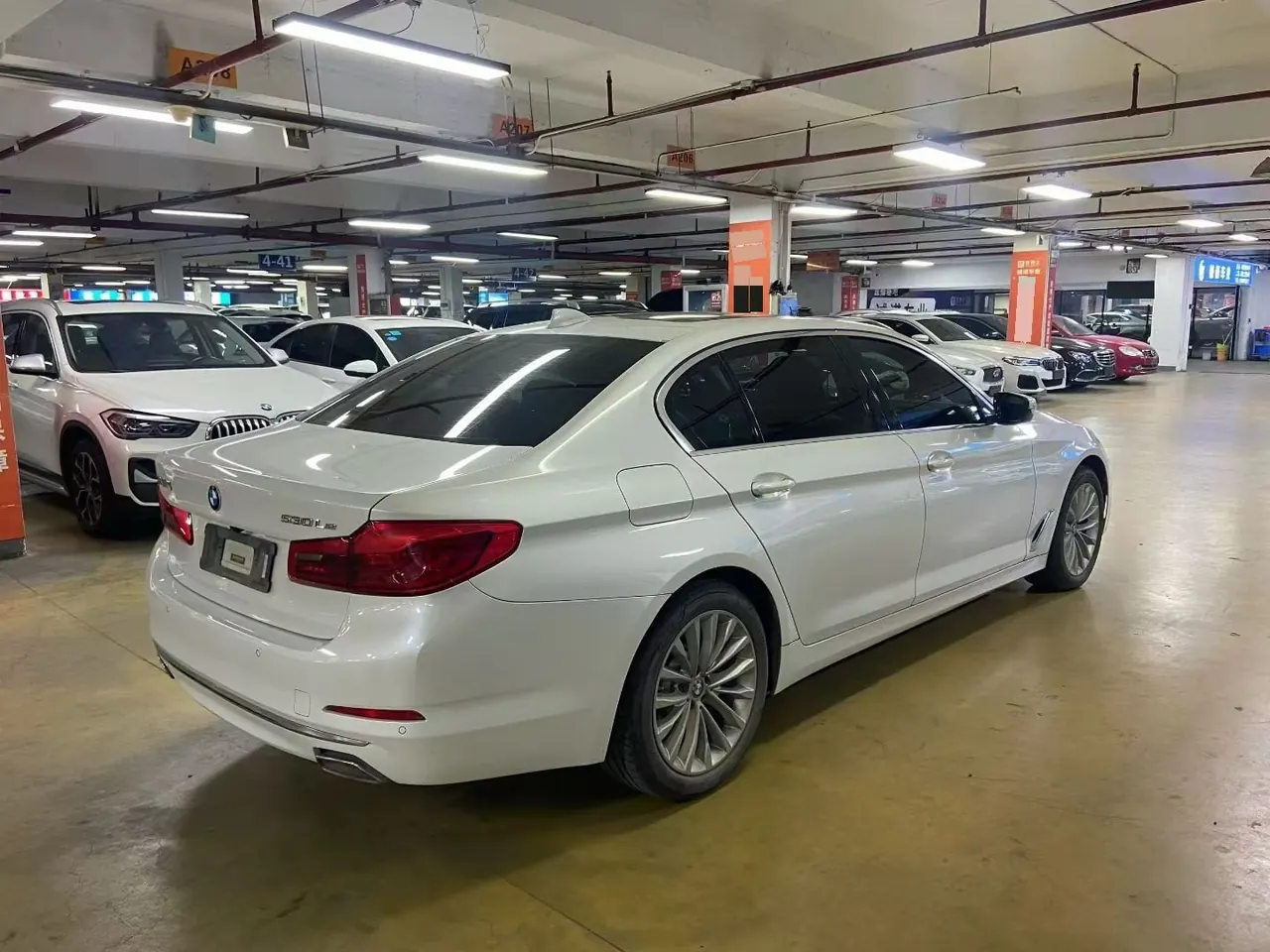 BMW 5 series new energy 2020 530Le 2.0T mileage upgraded luxury package automatic gear 3