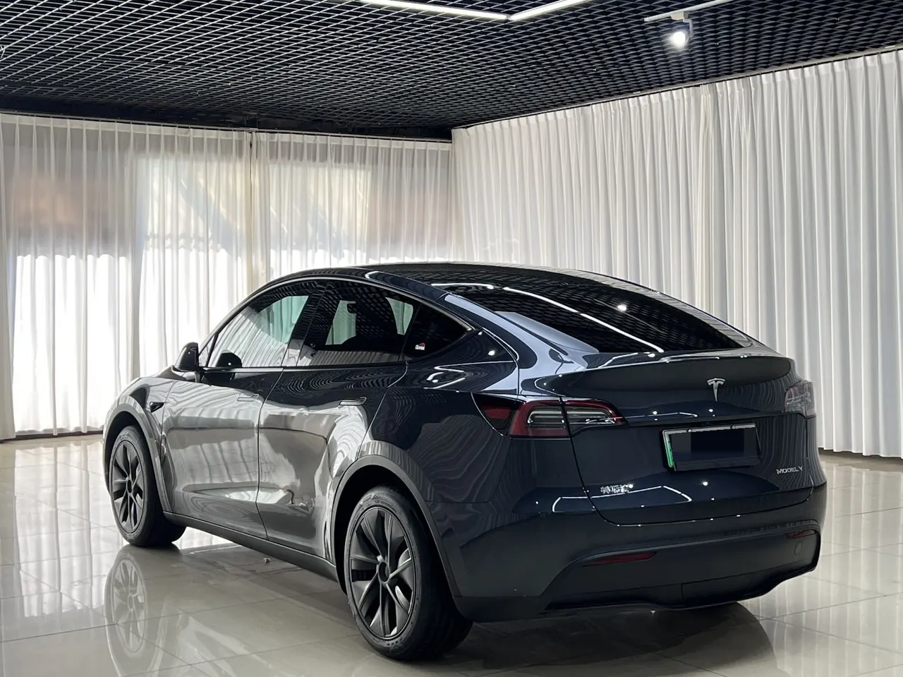 Tesla 2024 Model Y rear-wheel drive version automatic transmission 4