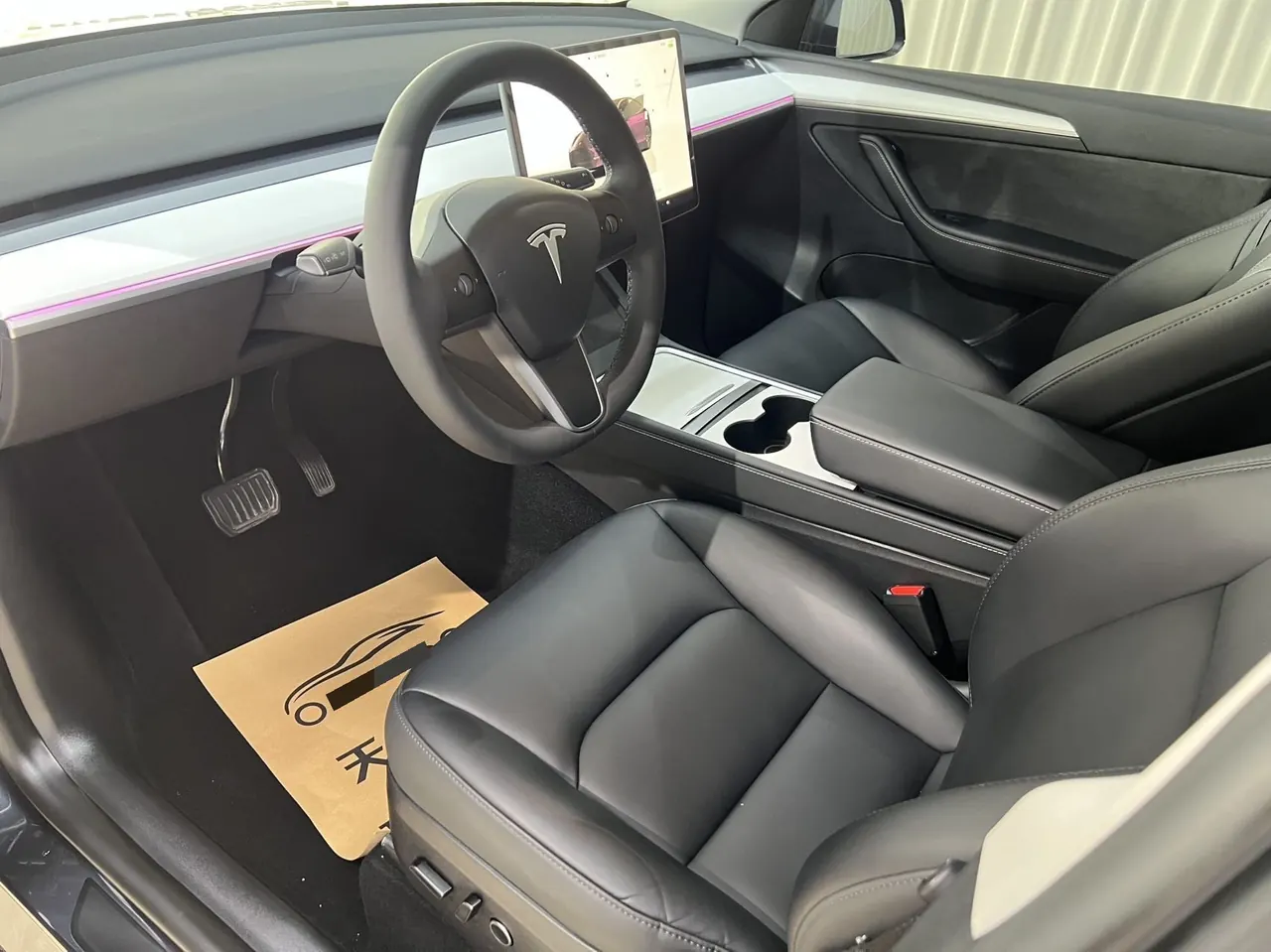 Tesla 2024 Model Y rear-wheel drive version automatic transmission 5