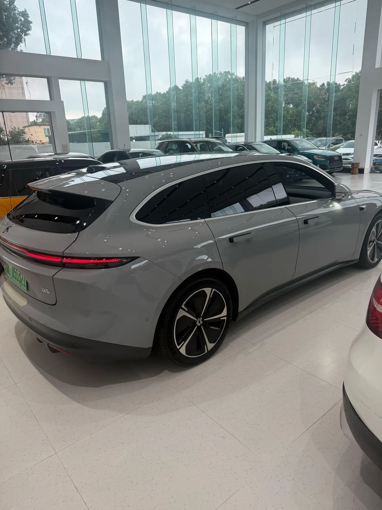 NIO 2024 ET5T 75kWh Touring automatic 4