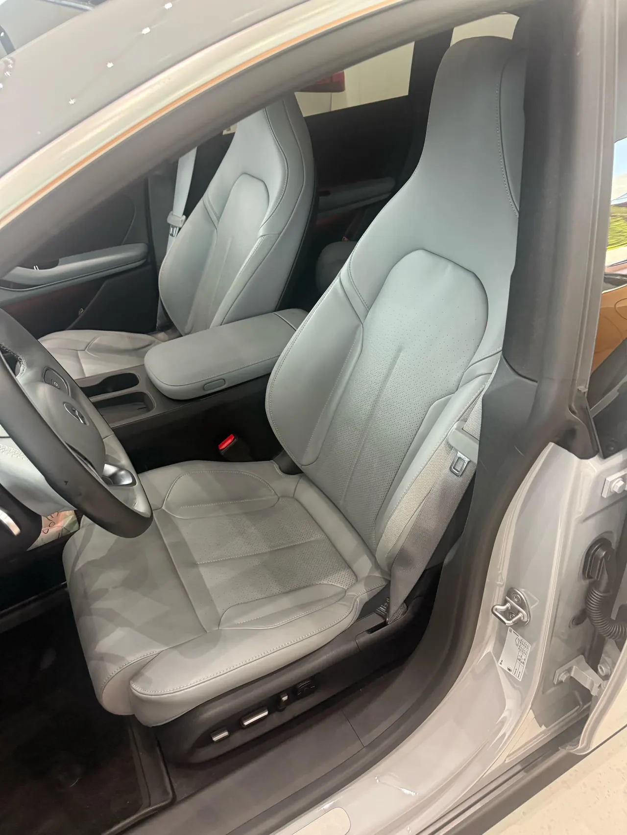NIO 2024 ET5T 75kWh Touring automatic 8