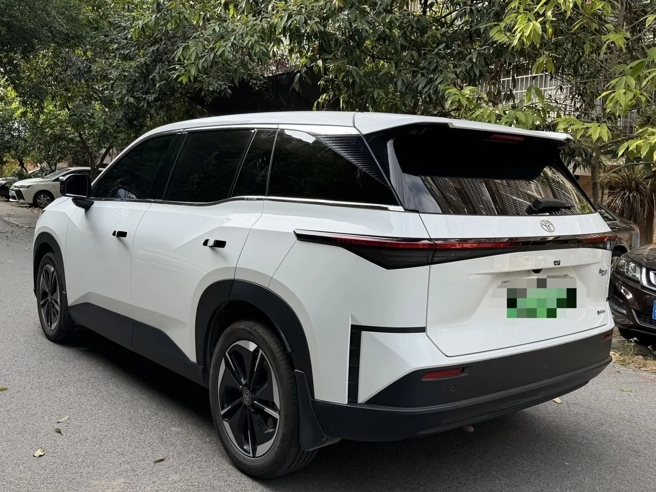 Toyota 2025 Platinum Intelligence 3X 520 Pro Automatic Gear 7