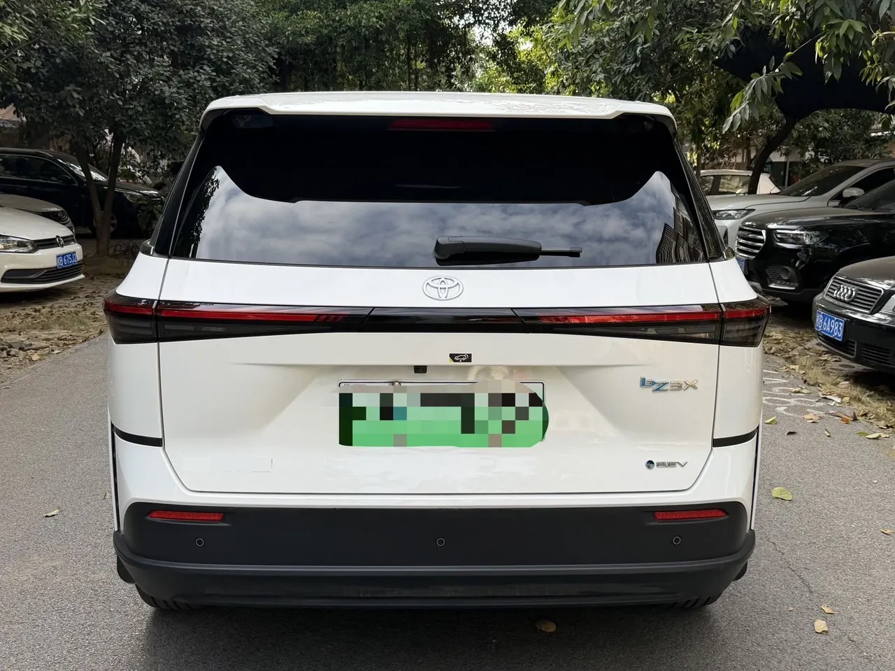 Toyota 2025 Platinum Intelligence 3X 520 Pro Automatic Gear 8