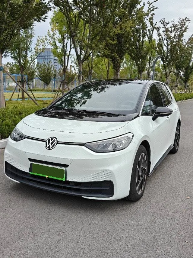 Volkswagen 2025 ID. 3 smart superior version of automatic gear - View 1