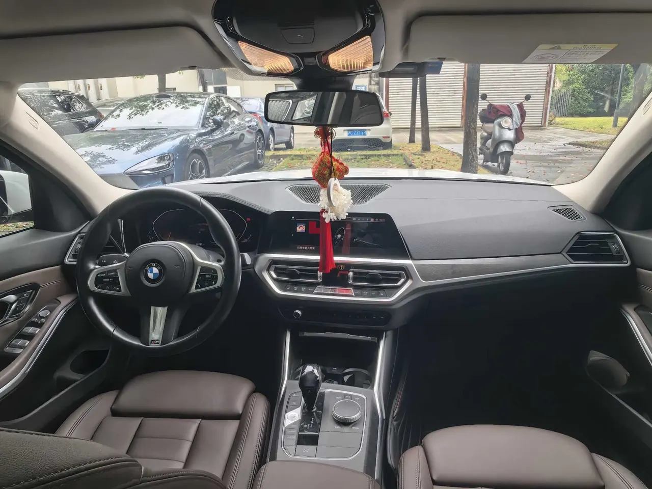 BMW 3 Series 2020 325i 2.0T M Sports Suit (Modified) Automatic Gear 5