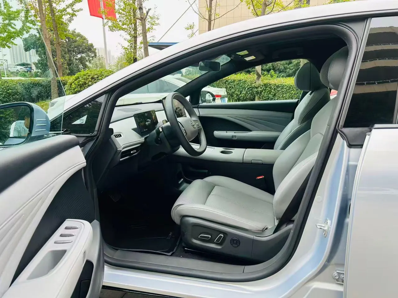 Nissan 2025 N7 510 Max Automatic 3