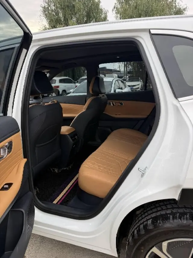 Geely Galaxy 2025 Starship 7 EM-i 1.5 120km Discovery Edition Automatic Gear 6