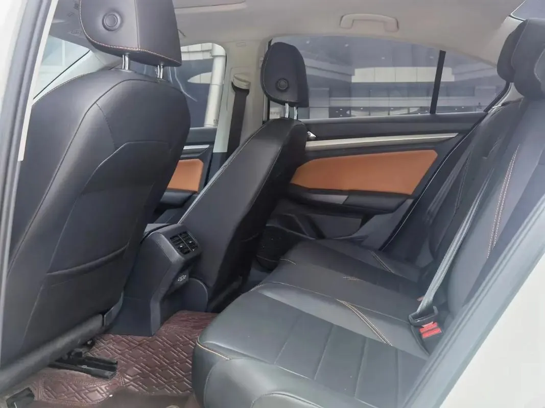 Volkswagen 2024 Bora 1.2TSI 200TSI Smart Edition Automatic Gear 3