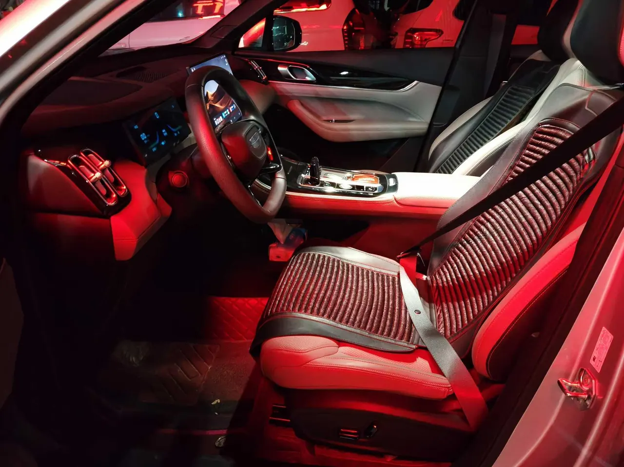 Geely 2025 Boyue L 1.5TD Start Automatic Gear 7