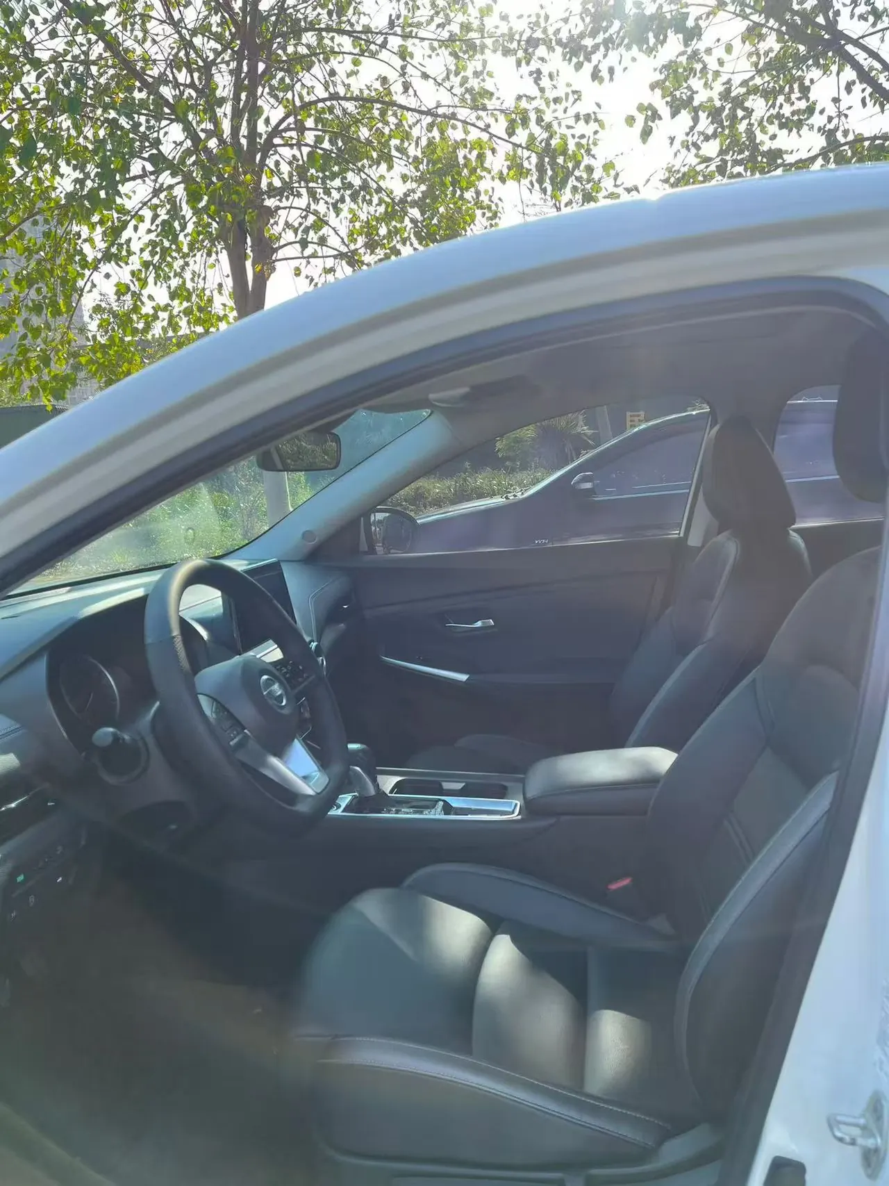 Nissan 2022 Sylphy 1.6 Stepless XL Pleasant Edition Automatic Gear 3