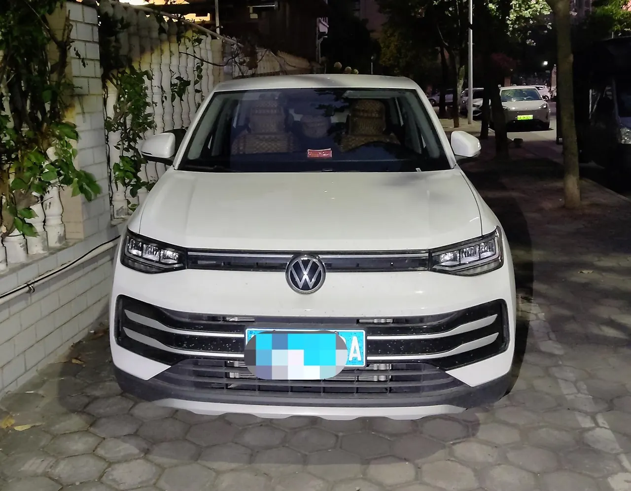 Volkswagen 2025 Tuyue Xinrui 1.5 Ruijin Edition Automatic Gear 5